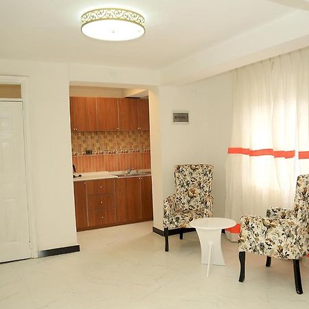 Abat Guest House Addis Ababa Exteriör bild